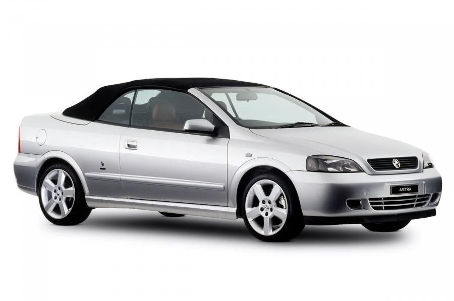  Holden Astra Convertible 2002 года  (фото 7 из 17)